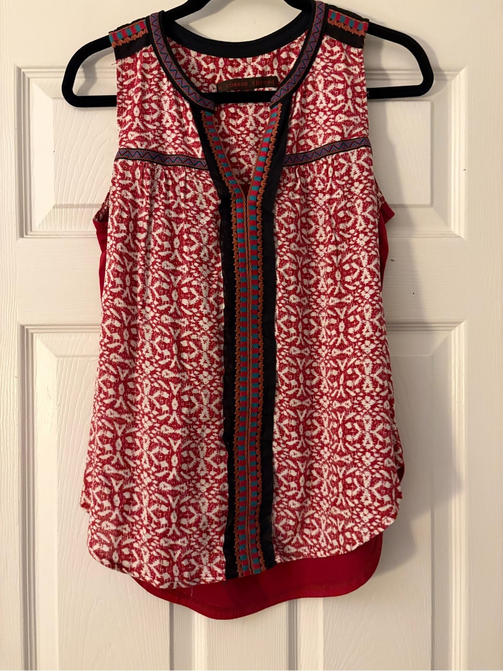 Anthropologie  a Common thread Sleeveless Embroidered-Center Camisole